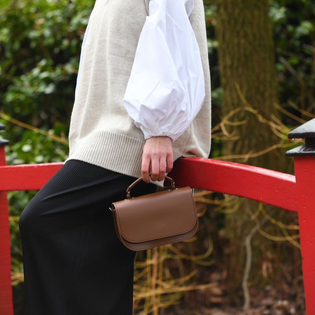 Aura Handmade Leather Bag in Dark Brown