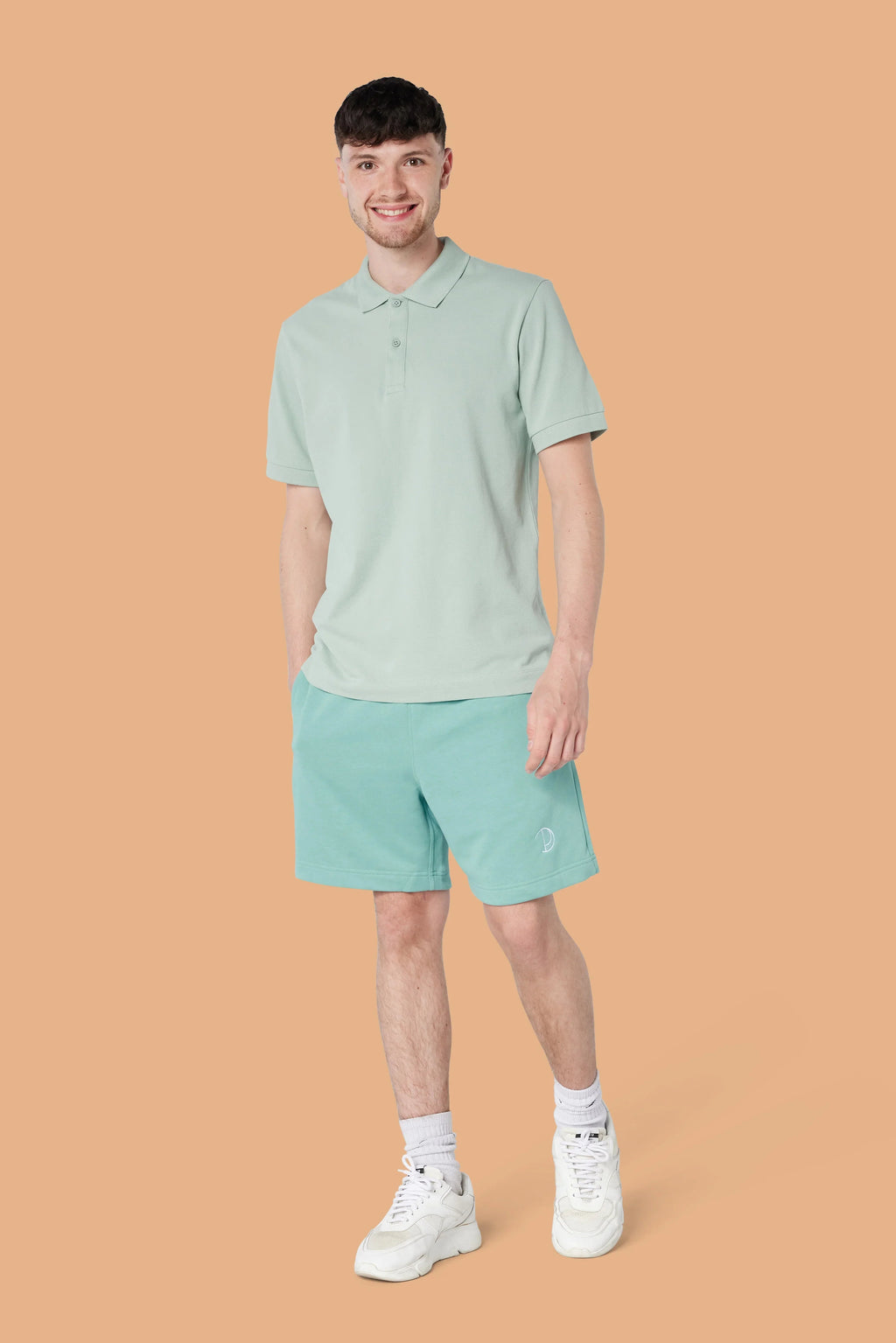 Embroidered P Shorts in Green