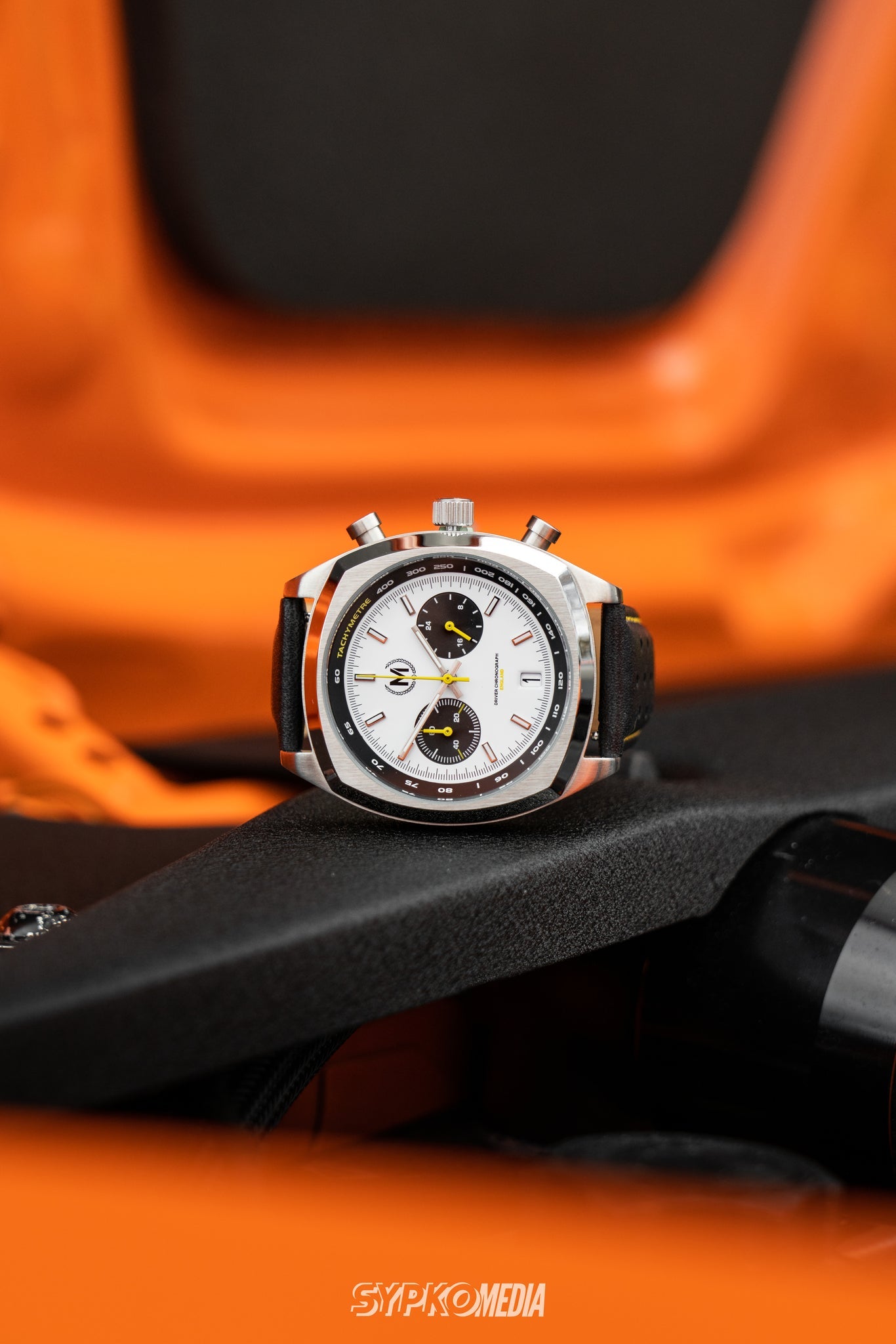 Driver Chronograph MkII Panda Dial Mecha-Quartz Racing Watch