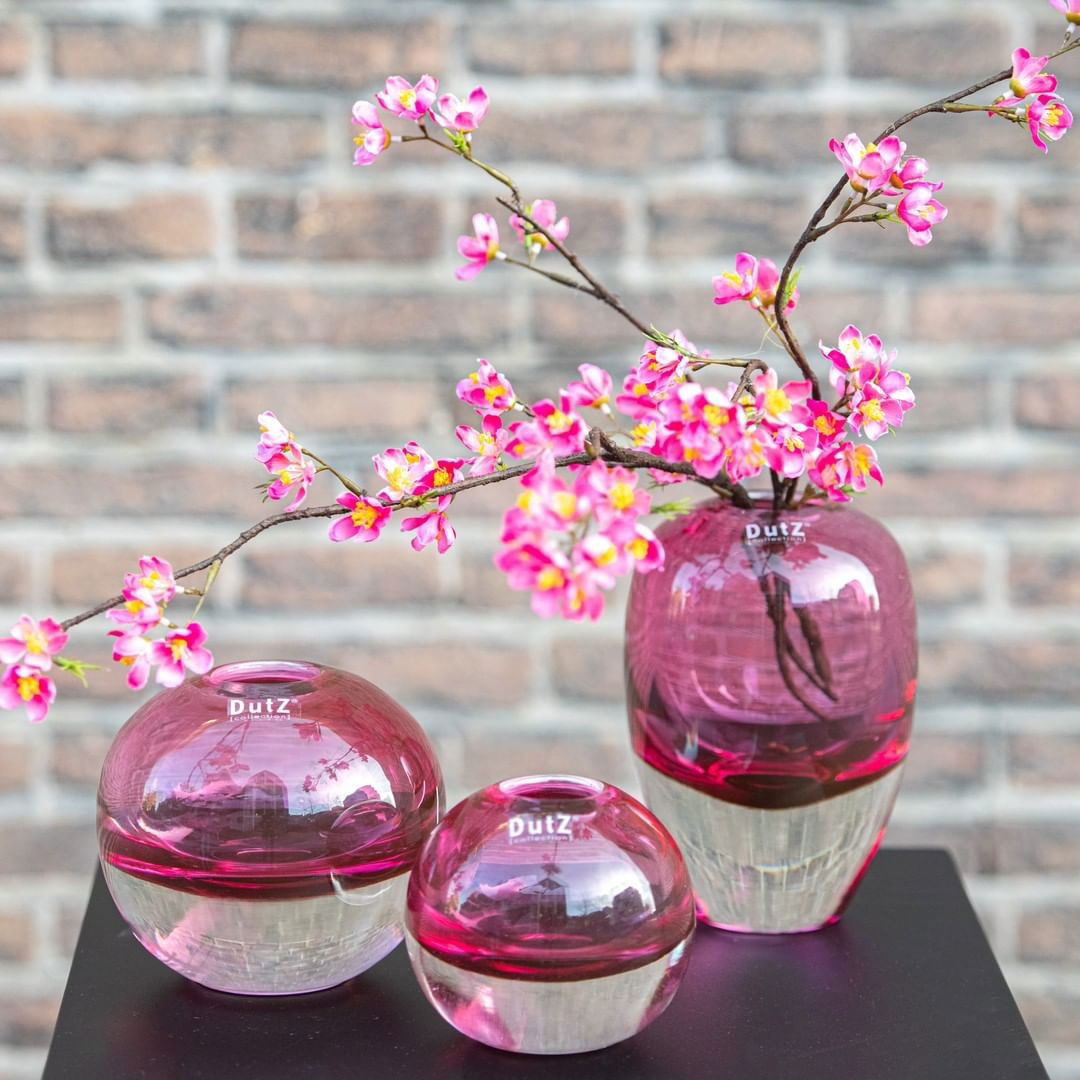 Ball Vase Hoola in Fuchsia