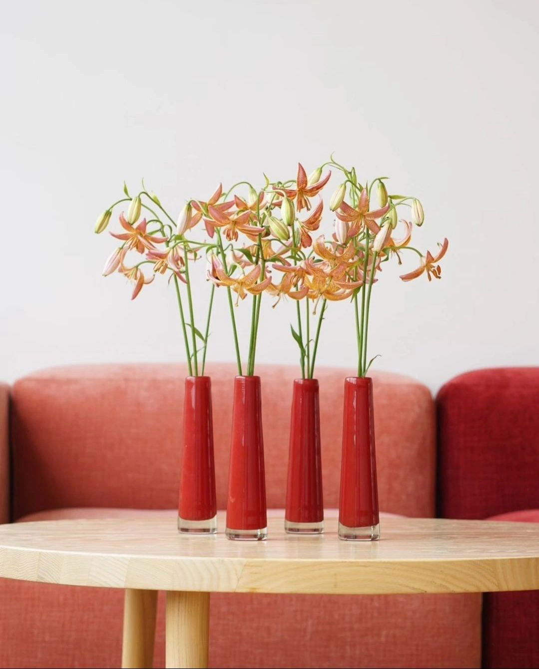 Red Mouth Blown Glass Solifleur Vase