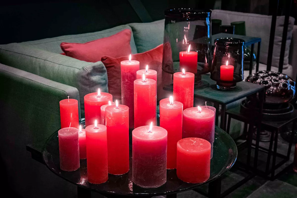 Luxury Rustic Candle in Fuchsia