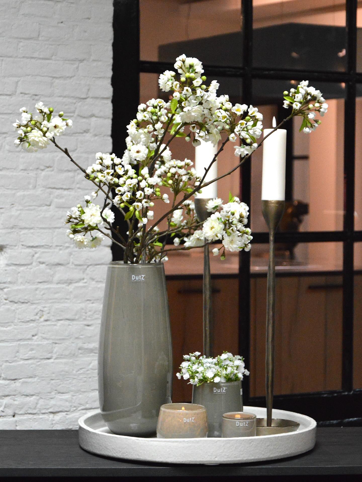 Robert Vase in Taupe