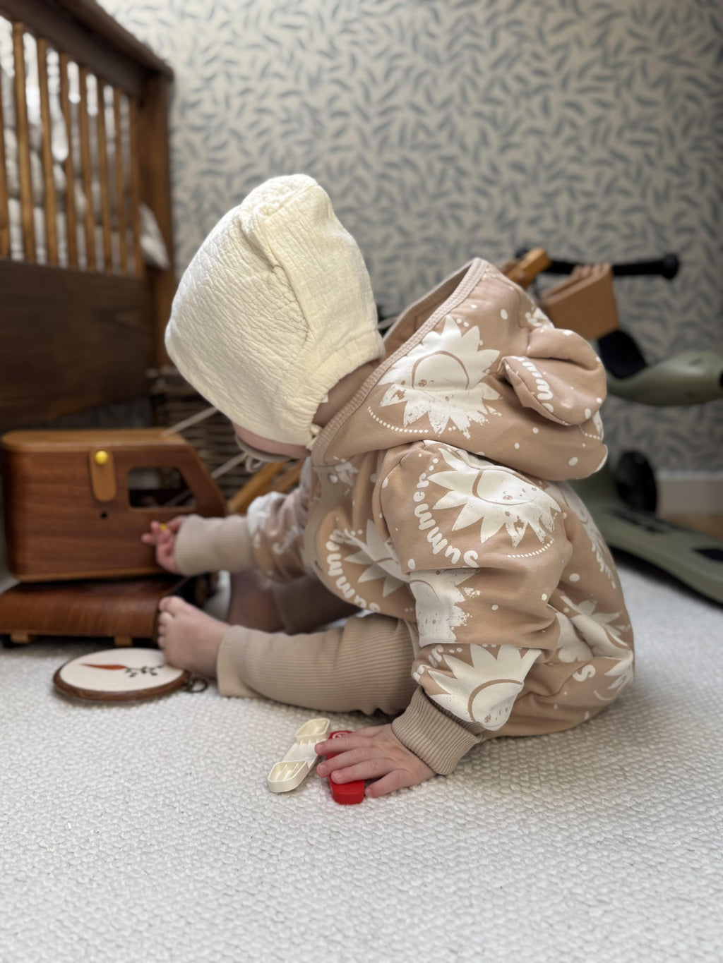 Eared Jumpsuit for Babies and Kids - Beige Suns