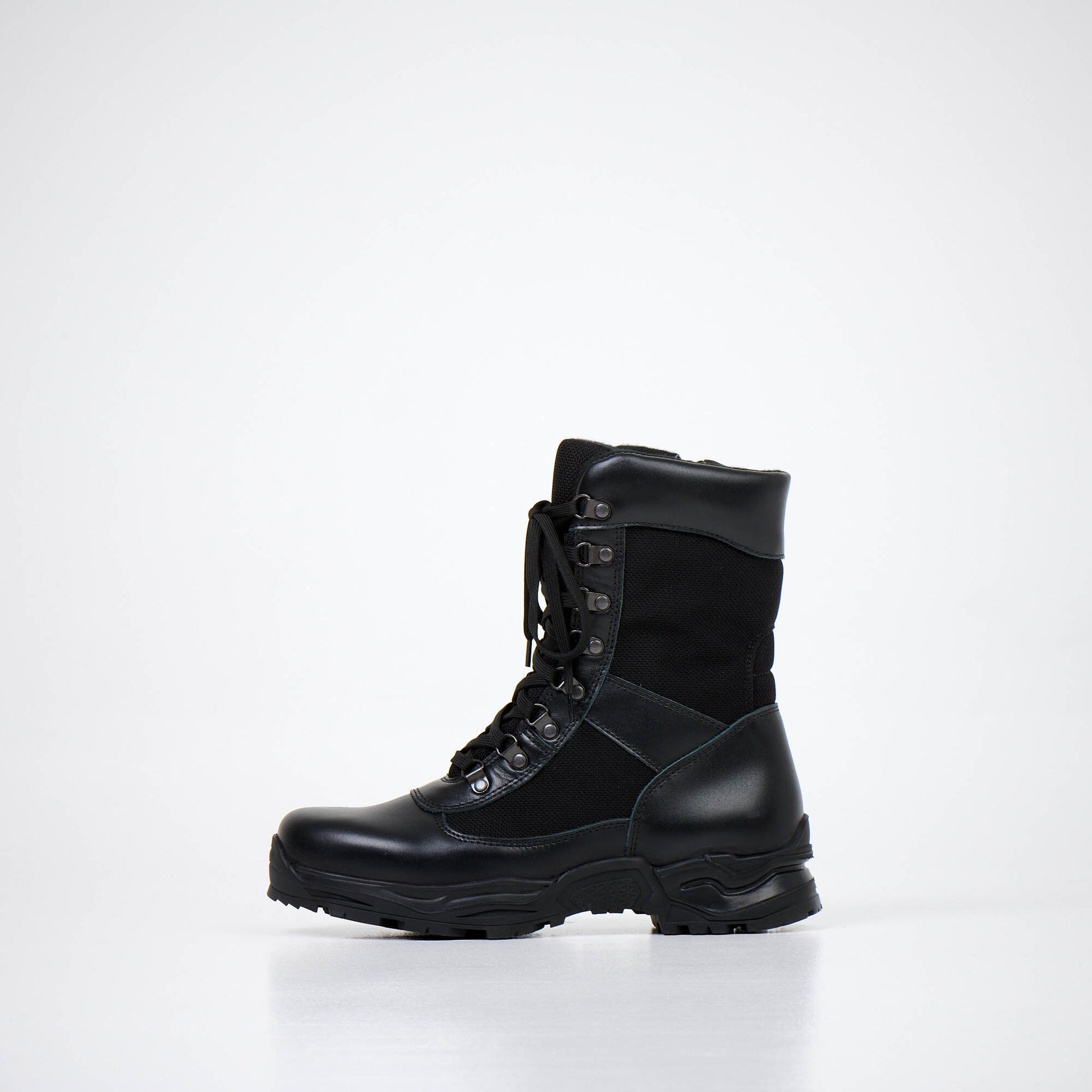 590 Desert Boots – Durable Leather Footwear for Adventurers by Samelin at www.brixbailey.com
