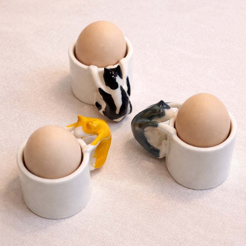 Cat Egg Cup (GREY) – A Playful Ceramic Breakfast Object | 4am Product Design