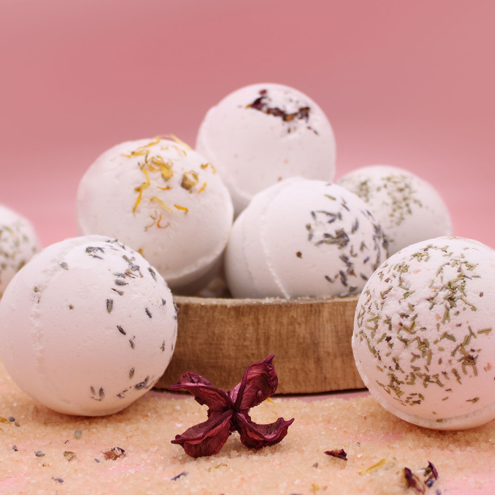 Himalayan Salt Bath Bomb with Lemon, Ginger, Orange and Avocado Oil