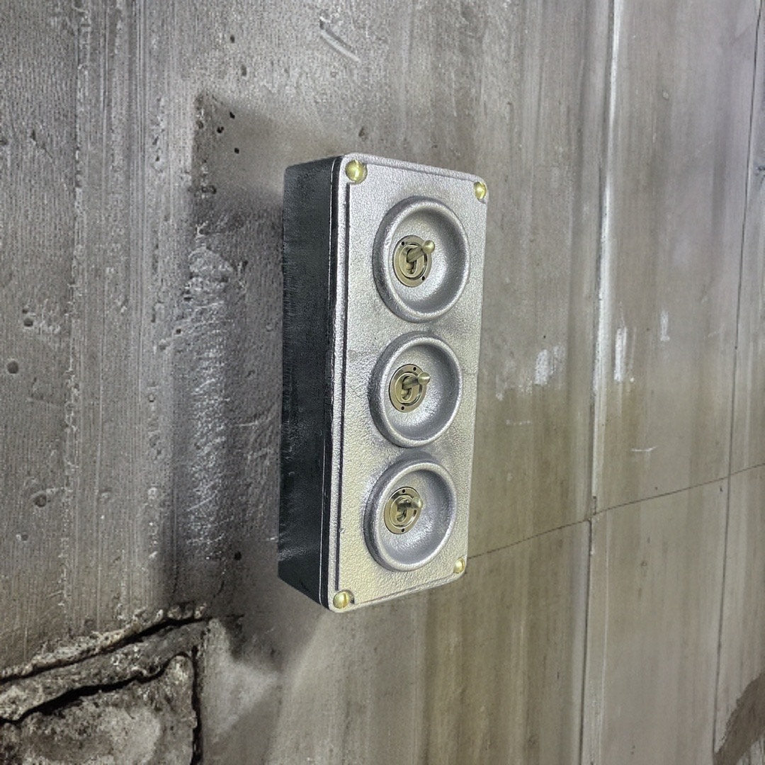 3 Gang 2 Way Cast Metal Surface Mount Light Switch Vintage Industrial