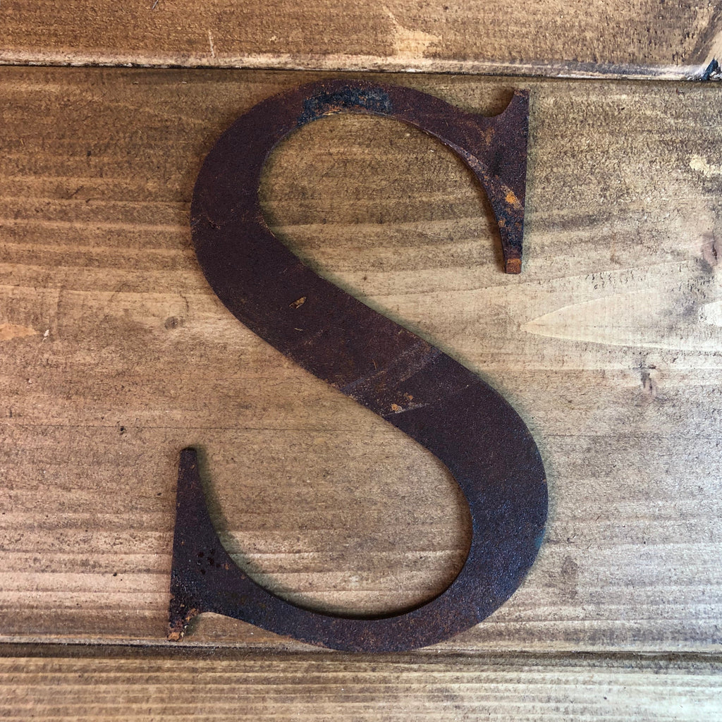 5 Inch Rusty Metal Alphabet Letters and Numbers A-Z 0-9