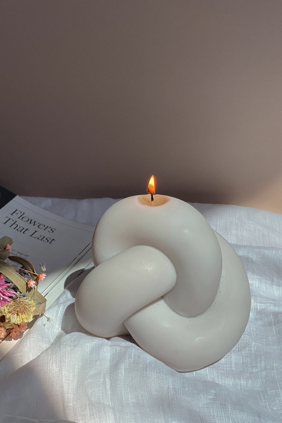 Handmade Decorative Knot Candle
