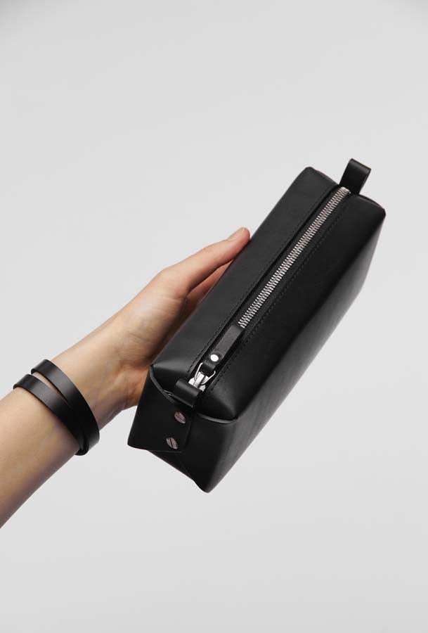 Big Dreamer Leather Makeup Bag – Sustainable & Elegant Craftsmanship by Stella Soomlais at brixbailey.com