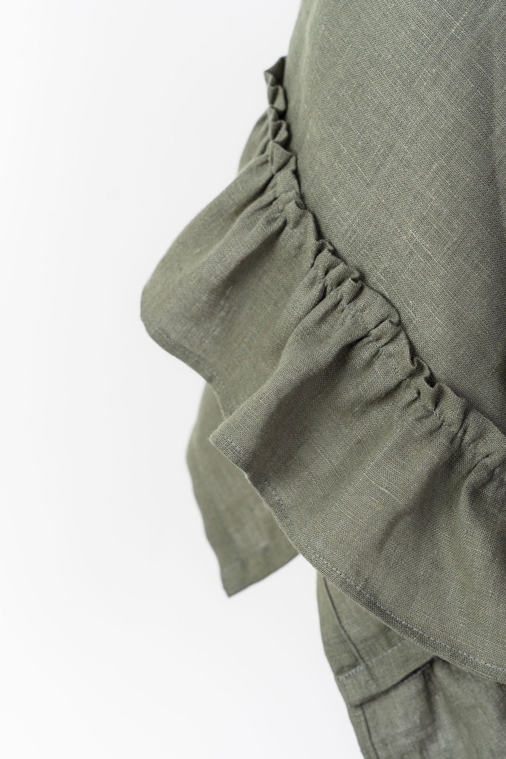 Linen Kitchen Towel With Ruffles