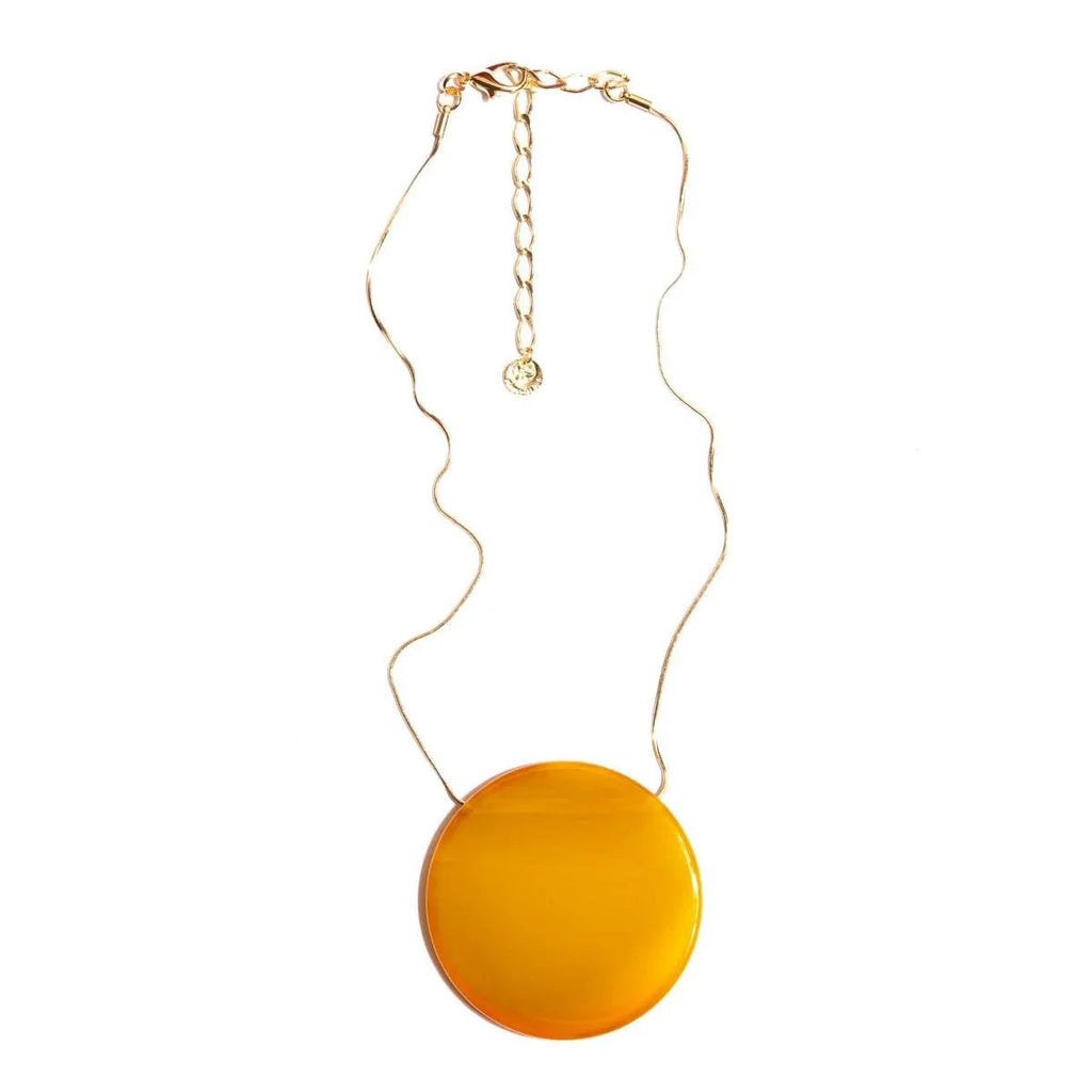 Agate Stone Disc Pendant Necklace in Gold