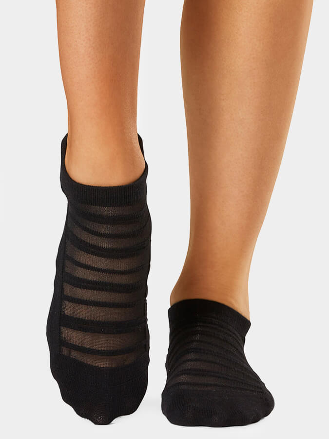 Breeze Grip Socks Lightweight Low Rise
