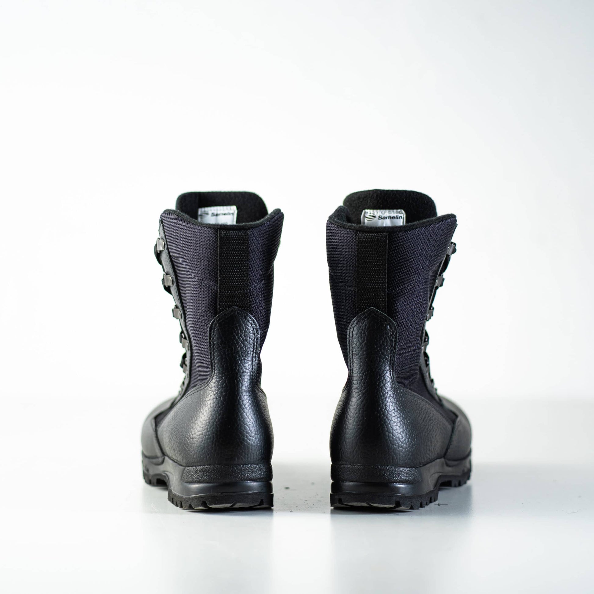 Durable 598 Desert Boots – Military-Grade Leather & Style by Samelin at www.brixbailey.com