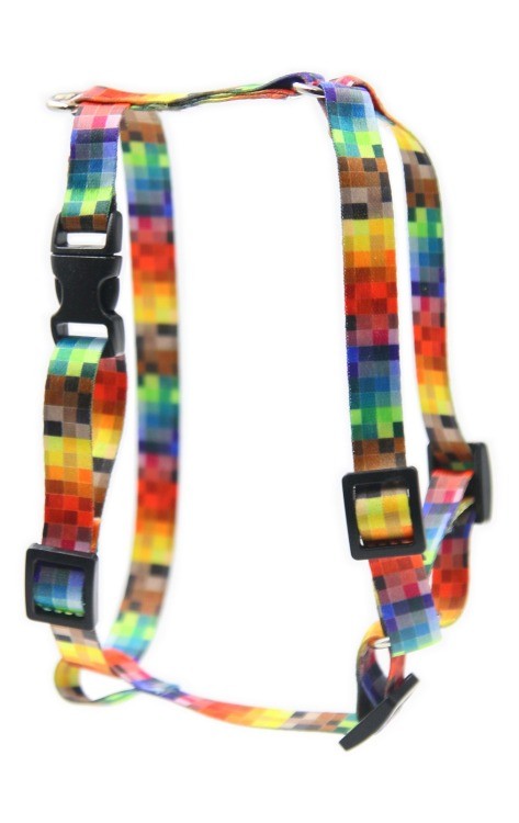 playful dog modeling the pixels harness with its glossy nickel handle and comfortable safety edge