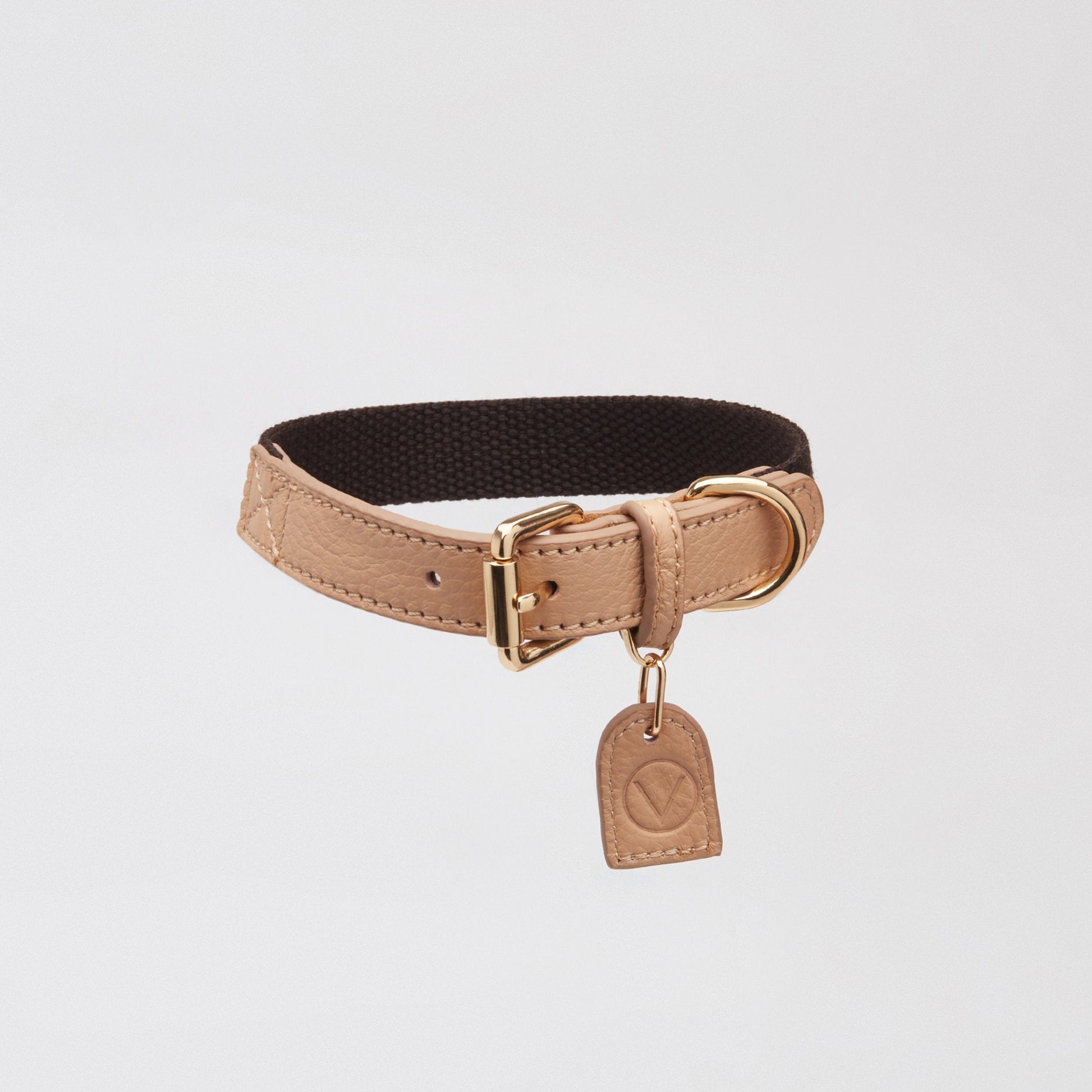 Contrast Collar in Apricot and Black