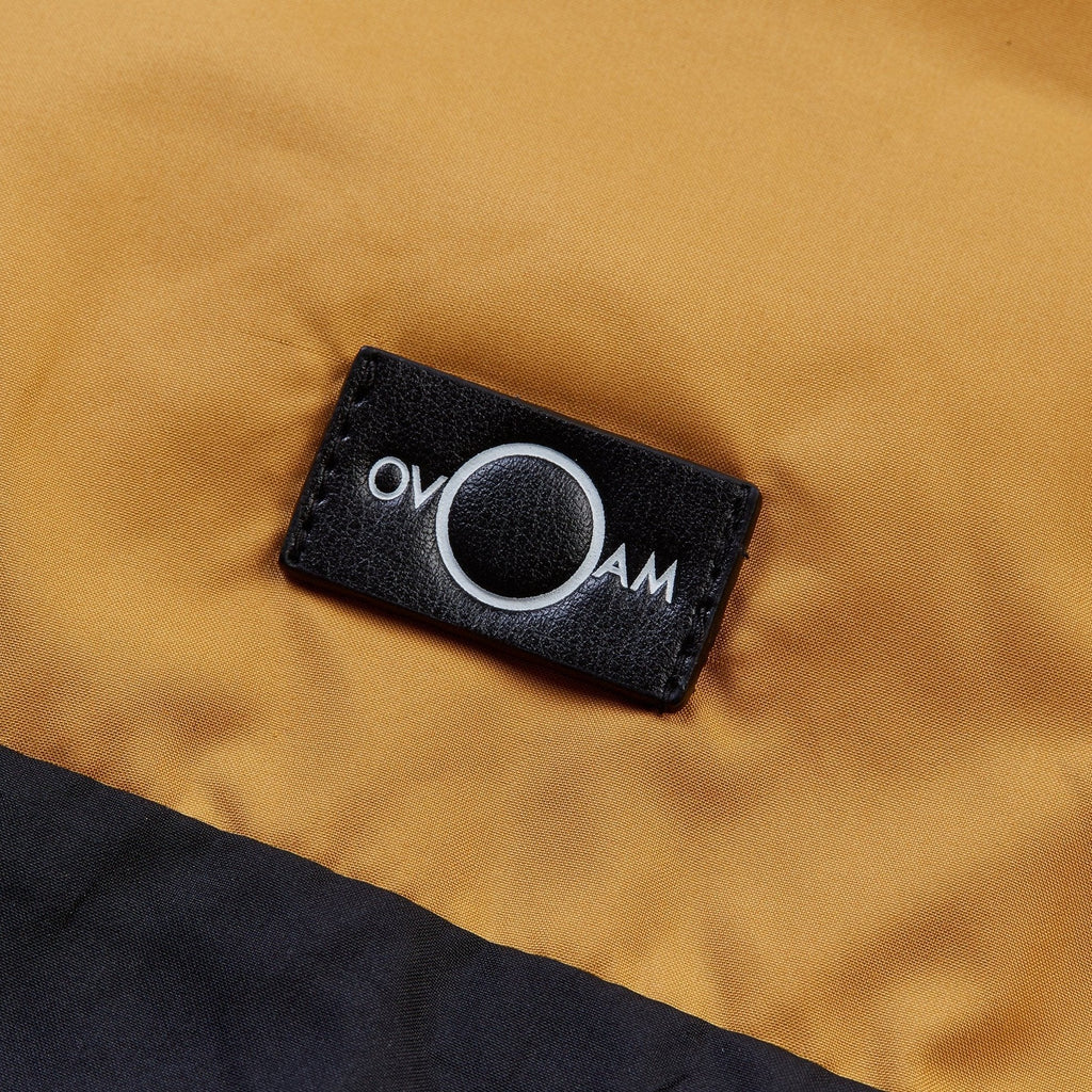 Contrast Thin Coat in Black and Yellow