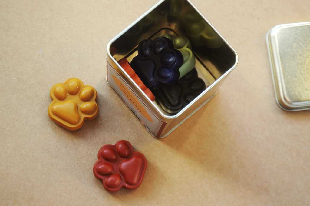 Toe Beans All Natural Beeswax Paw Print Crayons