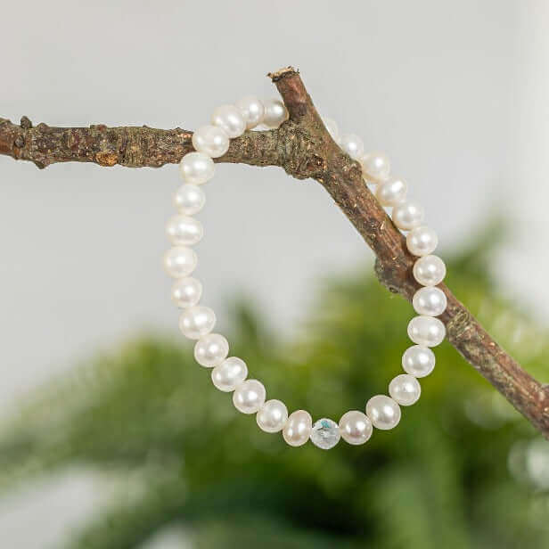 Pearl and Serenity Crystal Bracelet