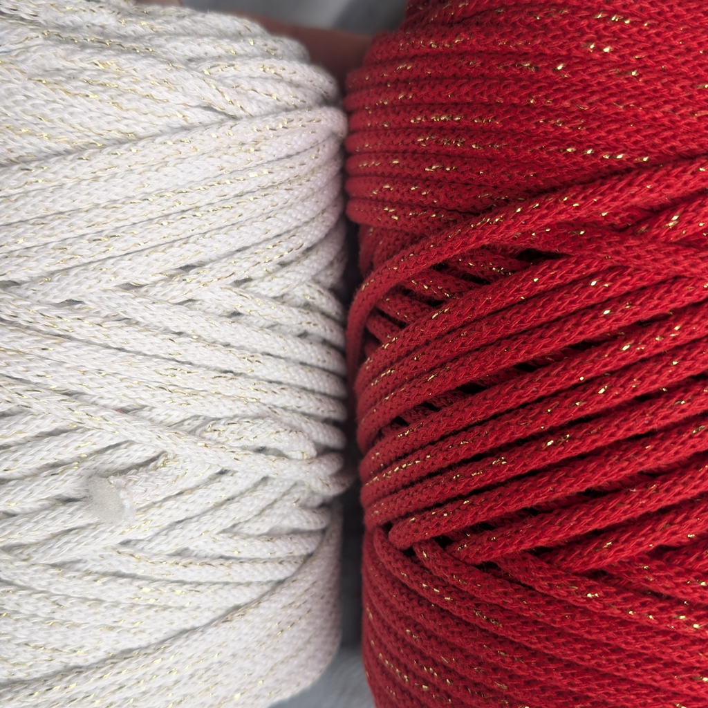 Make Your Own Dog Lead Craft Kit in Candy Cane Sparkle