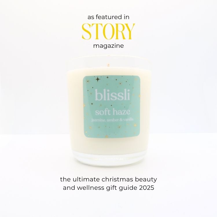 Soft Haze Jasmine Amber and Vanilla Soy Candle 220g
