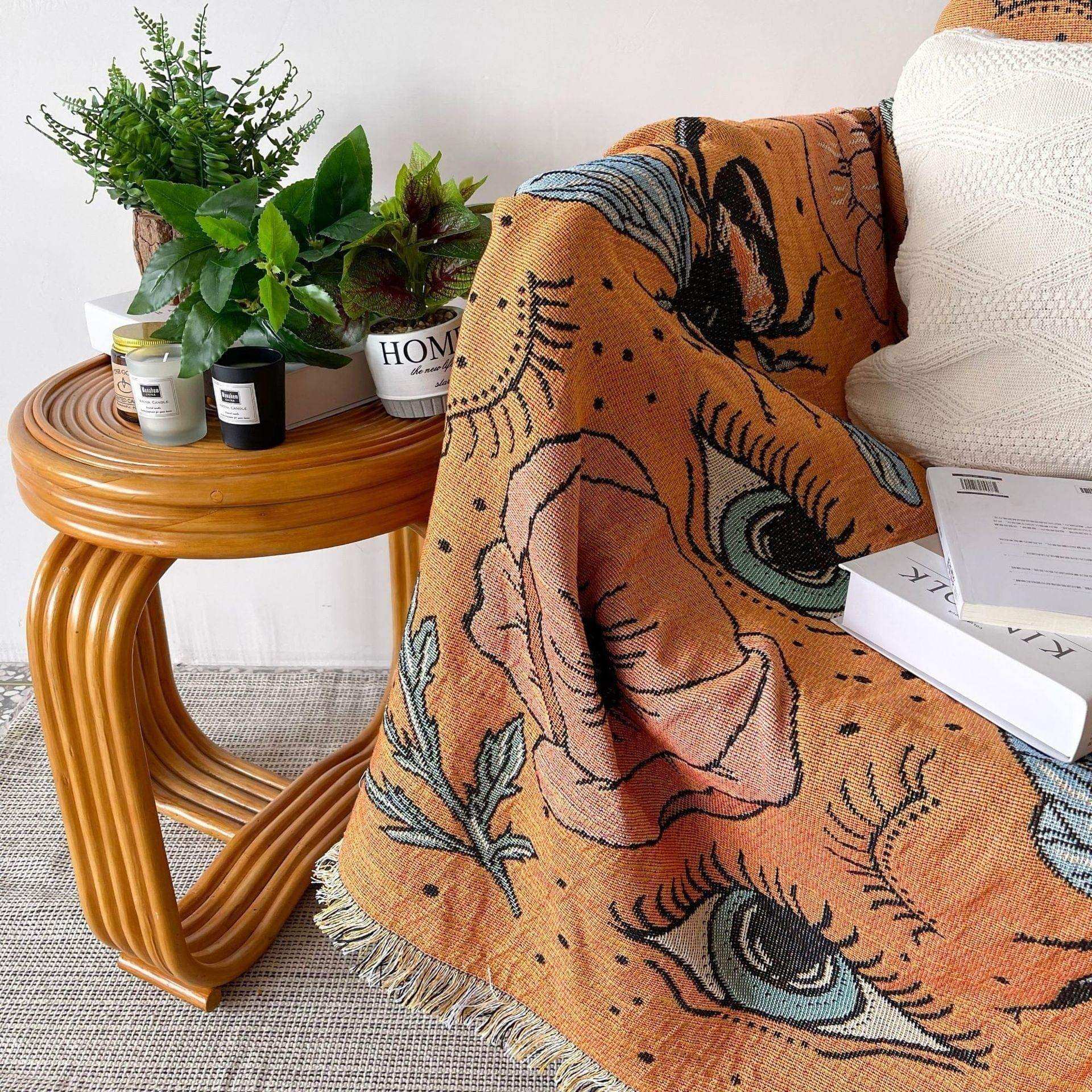 Bumble Bee Tapestry Throw
