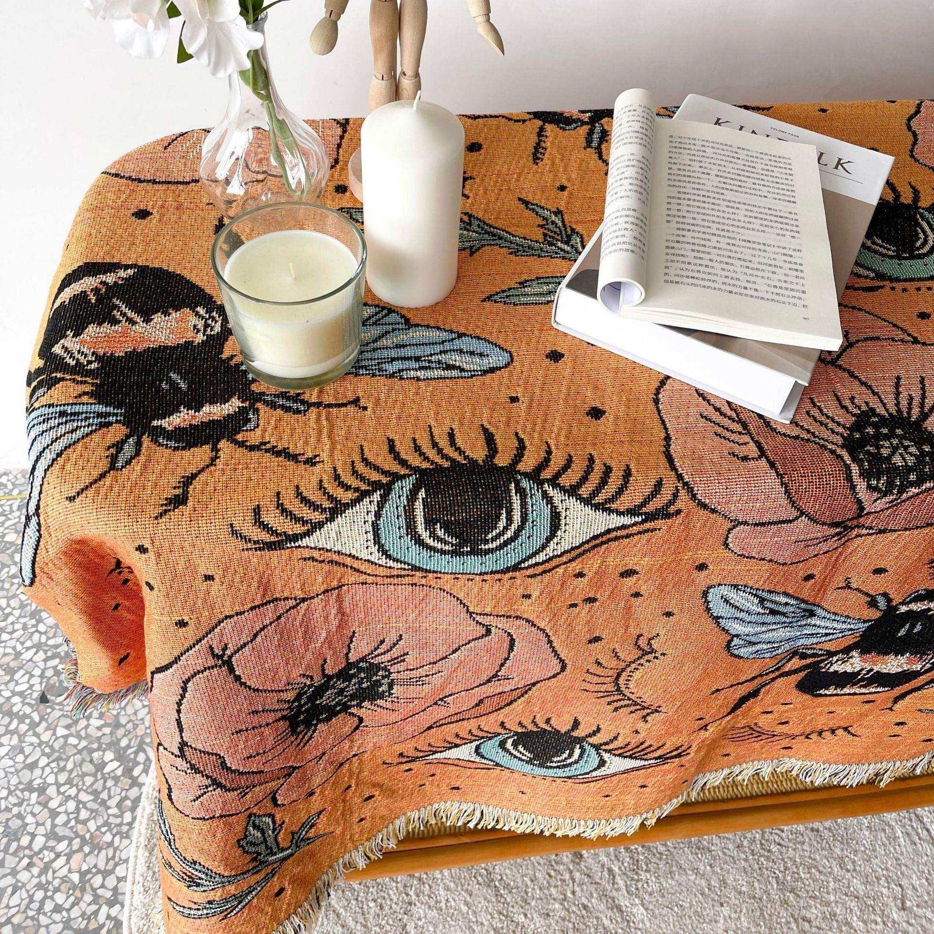 Bumble Bee Tapestry Throw