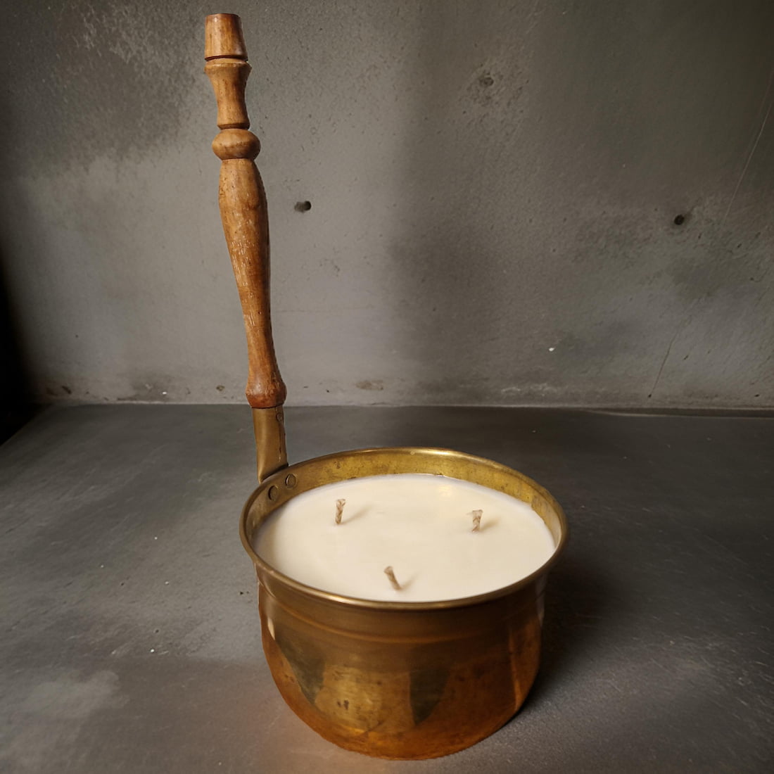 Vintage Copper Pot Candles with Wooden Handles