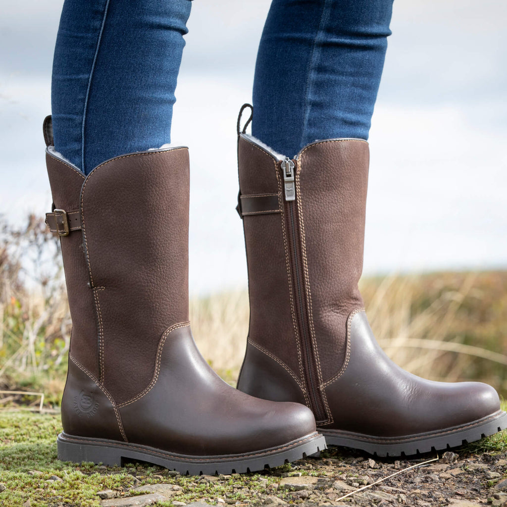 Waterproof Fur Lined Zip Up Boots in Brown